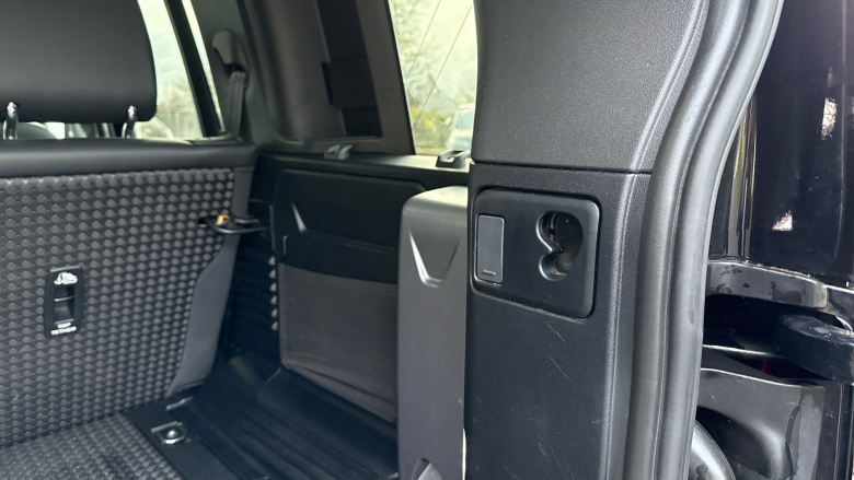 Land Rover Defender 3.0 D250 XS Edition 110 5dr Auto Diesel Estate